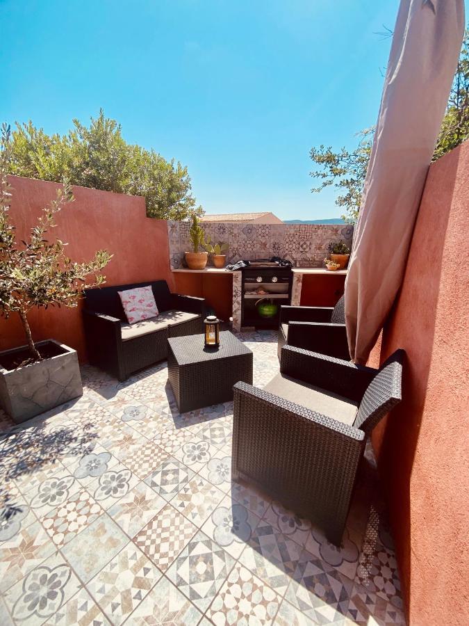 Mazet Dans Residence Avec Piscine Au Coeur Du Golfe De Saint-Tropez Cogolin Exterior foto
