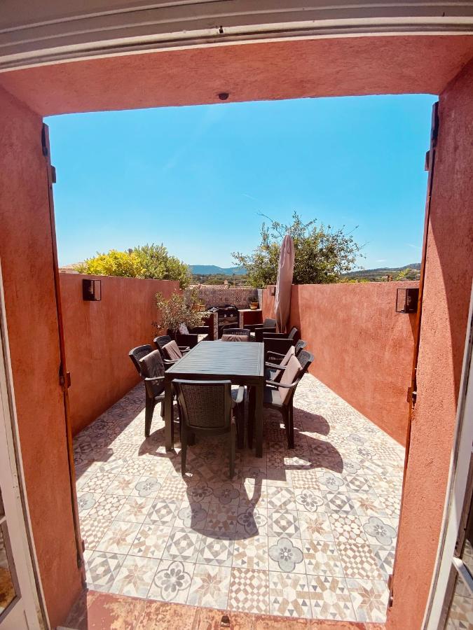 Mazet Dans Residence Avec Piscine Au Coeur Du Golfe De Saint-Tropez Cogolin Exterior foto